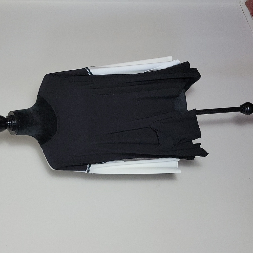 black/white asymmetrical  swing top